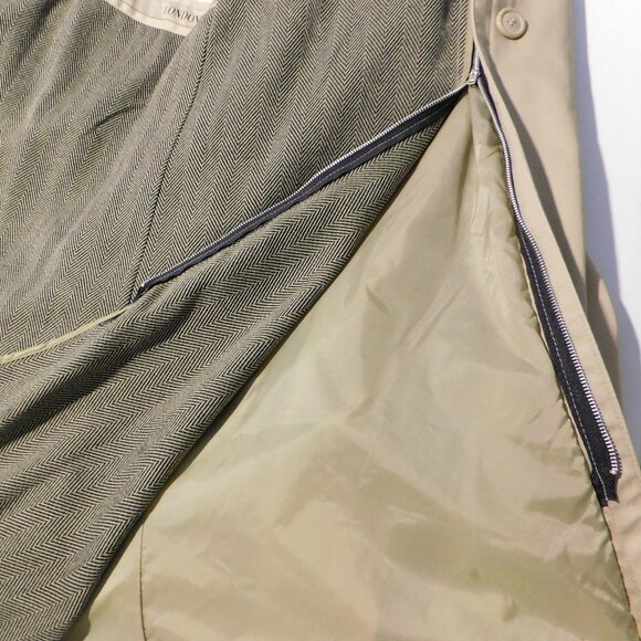 London Fog Khaki Double Breasted Trench Coat with Zip Out Liner 42 Reg Belted - Picture 7 of 15